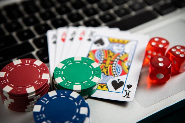 Live table games dashboard and game selection interface